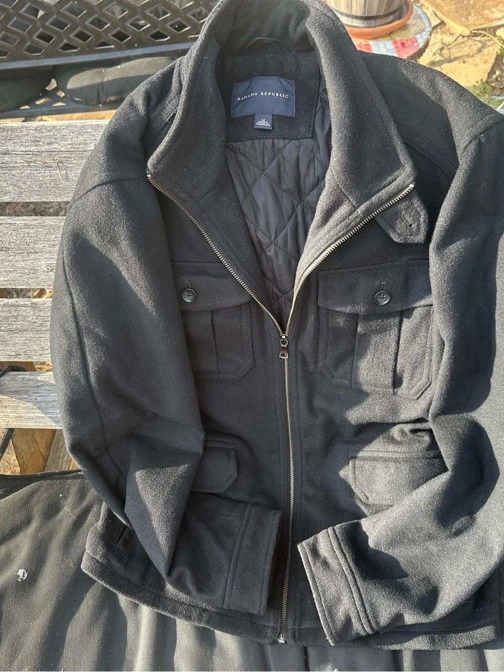 Banana Republic Black Quilted-Lined 80% Wool Pea Coat size Medium